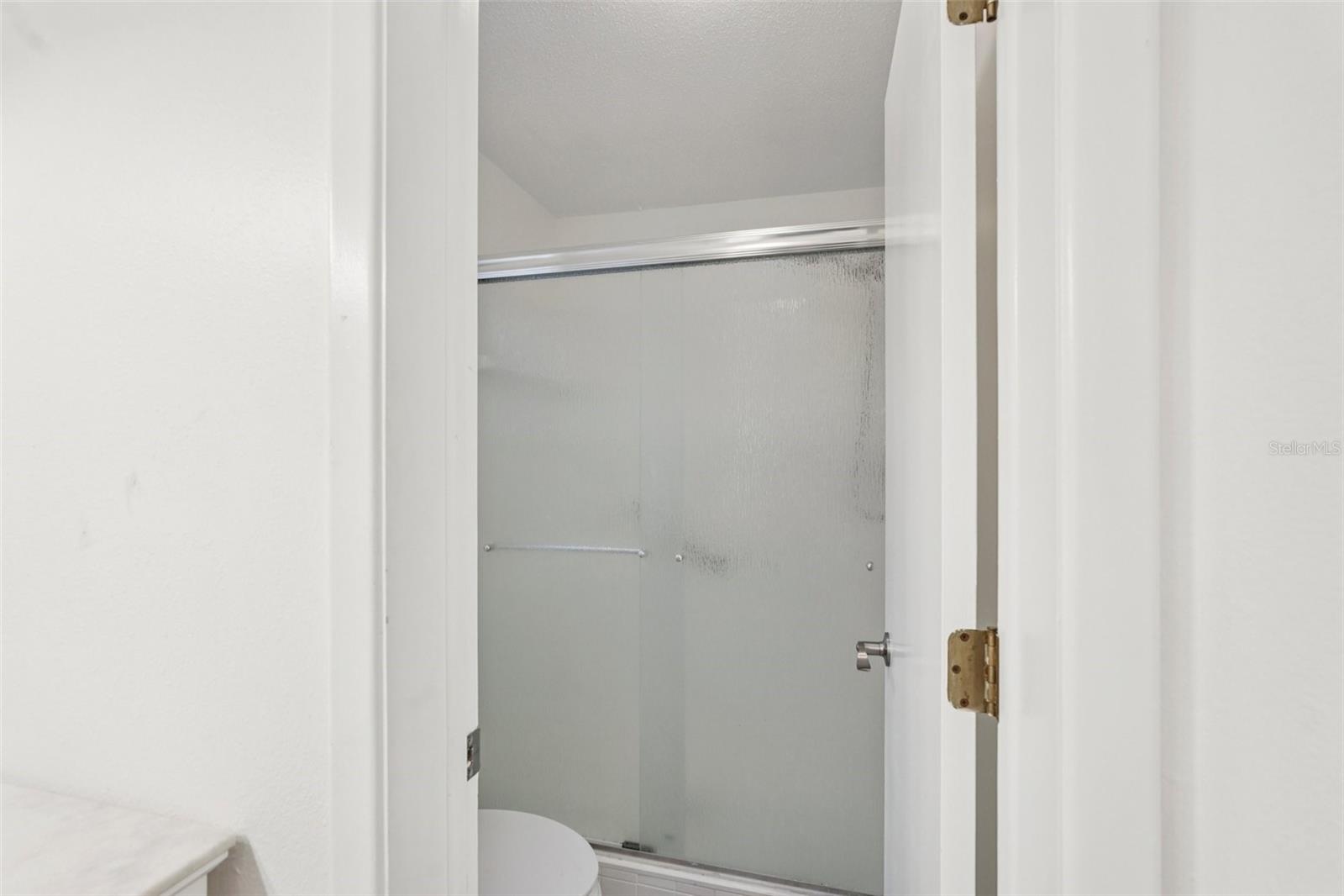 MISSION LAKES - Residential