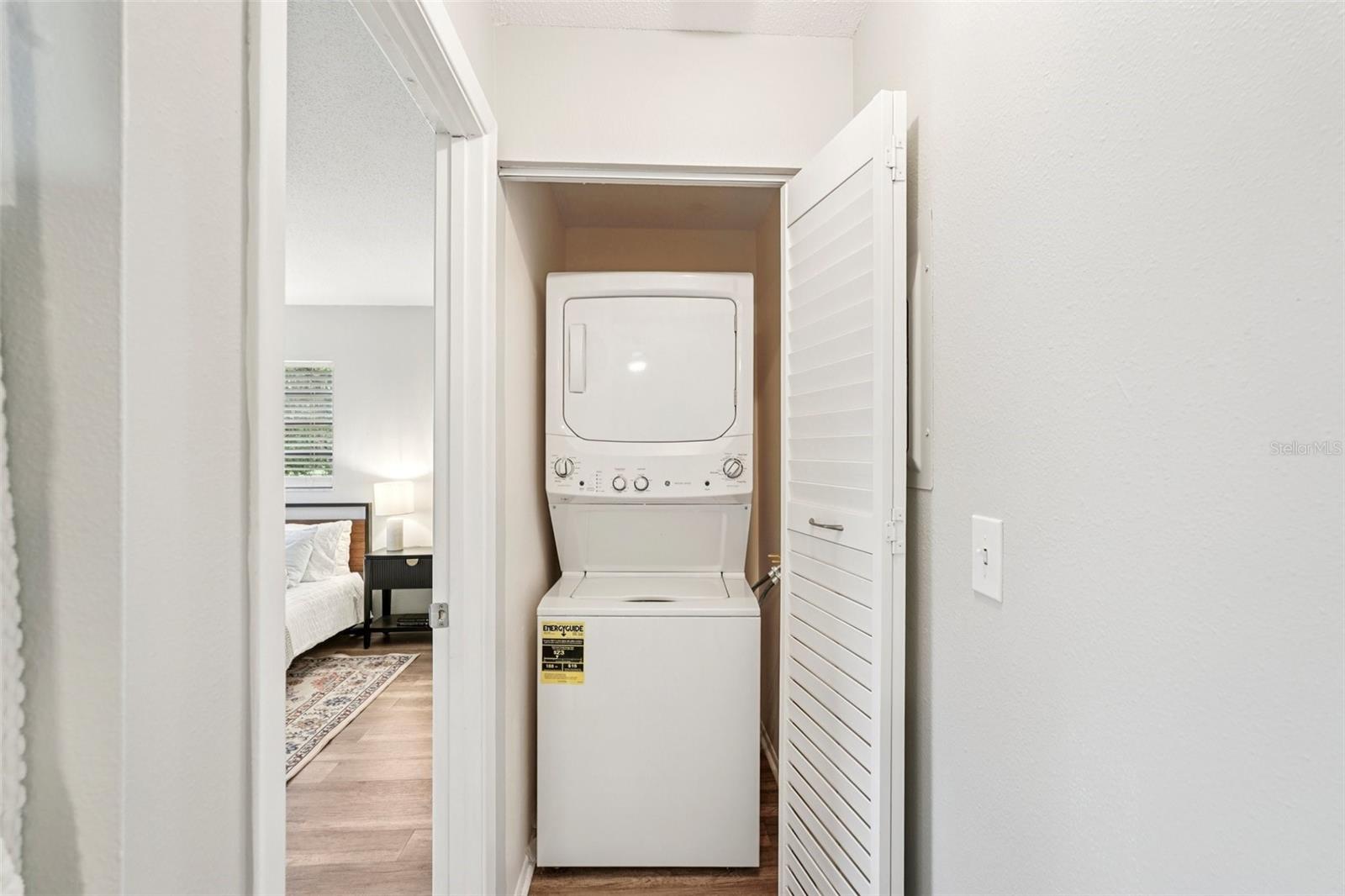 MISSION LAKES - Residential