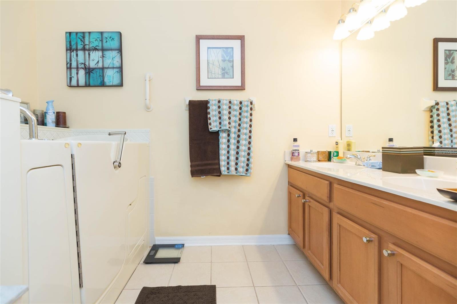 ARBOR GREENE PH 6 - Residential