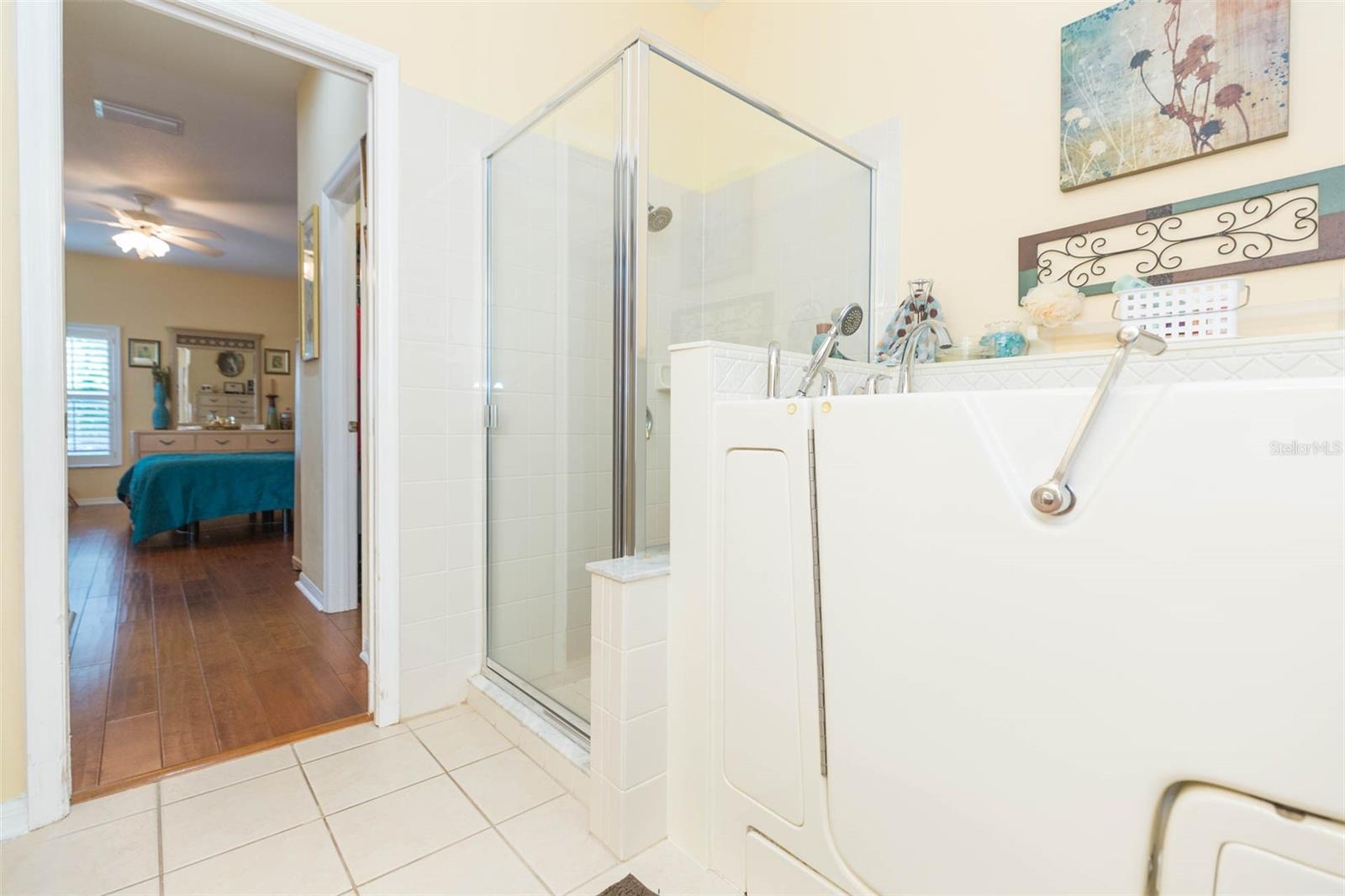 ARBOR GREENE PH 6 - Residential