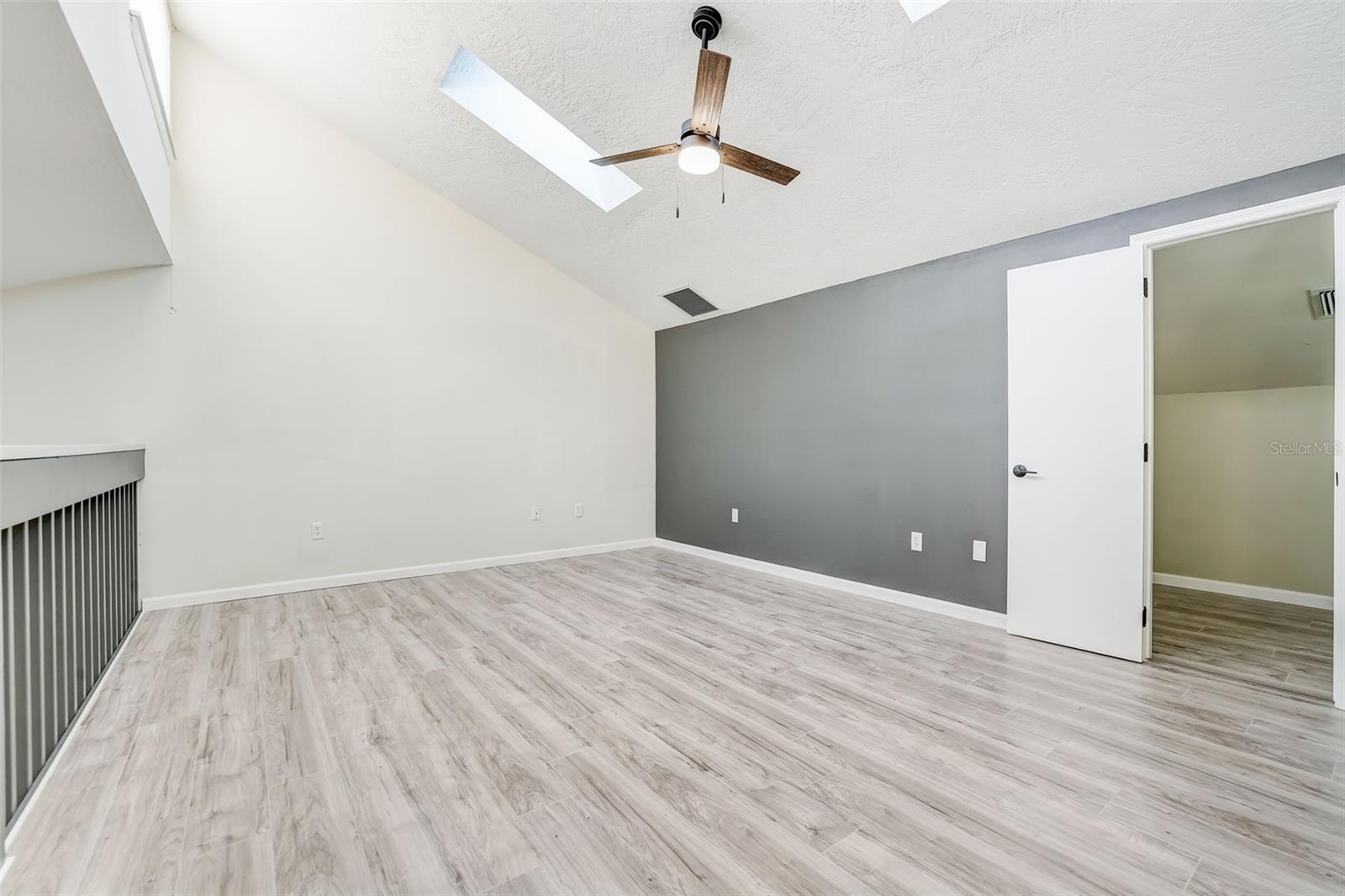 PORT MALABAR CNTRY CLUB UNIT2 - Residential