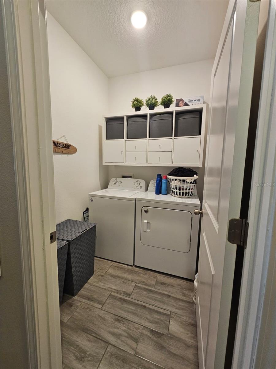 ORCHID GRAVE - Residential Lease