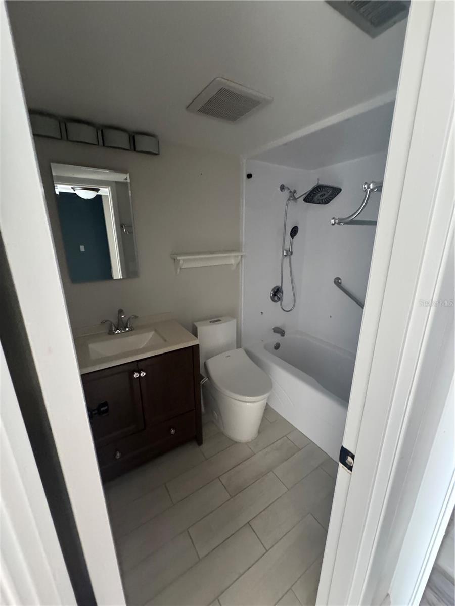 5500 OCEAN SHORE BOULEVARD UT61