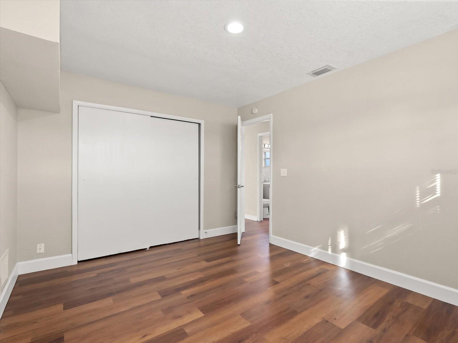 CLERMONT WOODLAWN REP - Residential