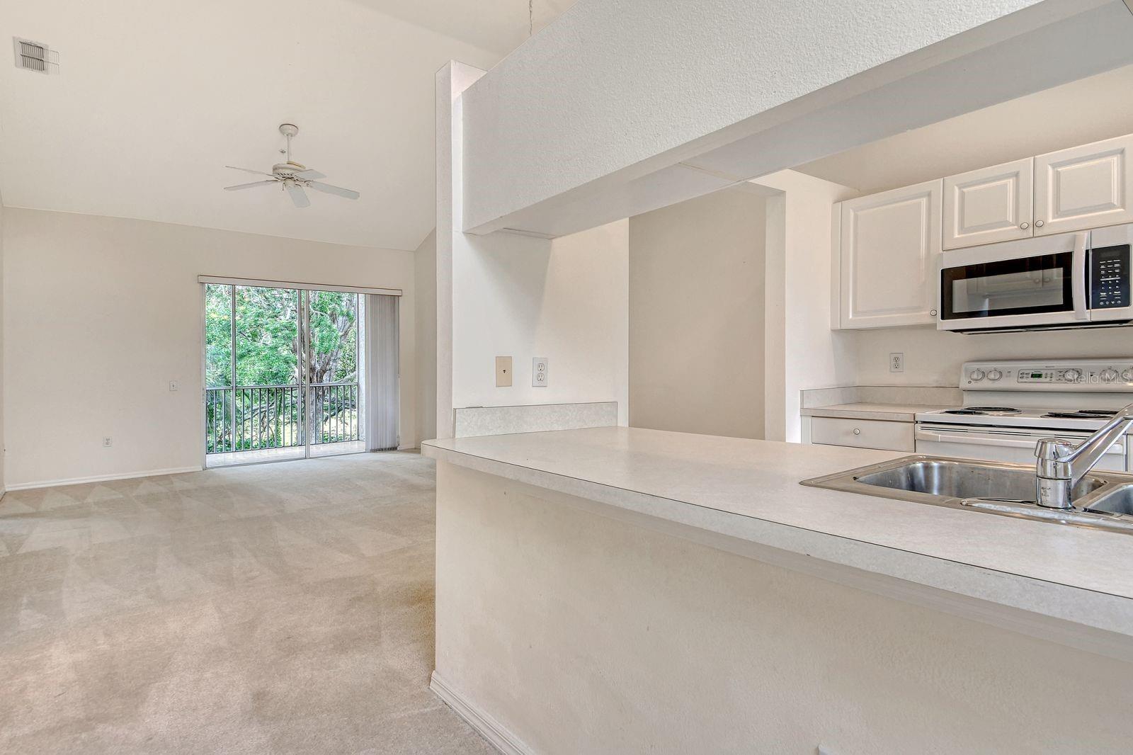 8315 GLENROSE WAY 1421