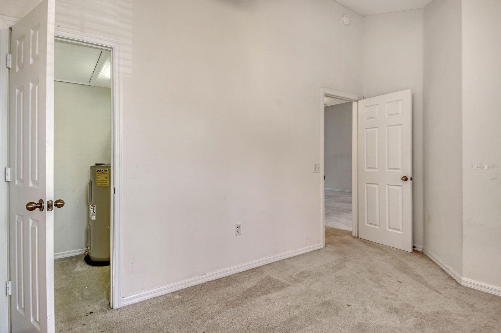 PINESTONE AT PALMER RANCH - Residential