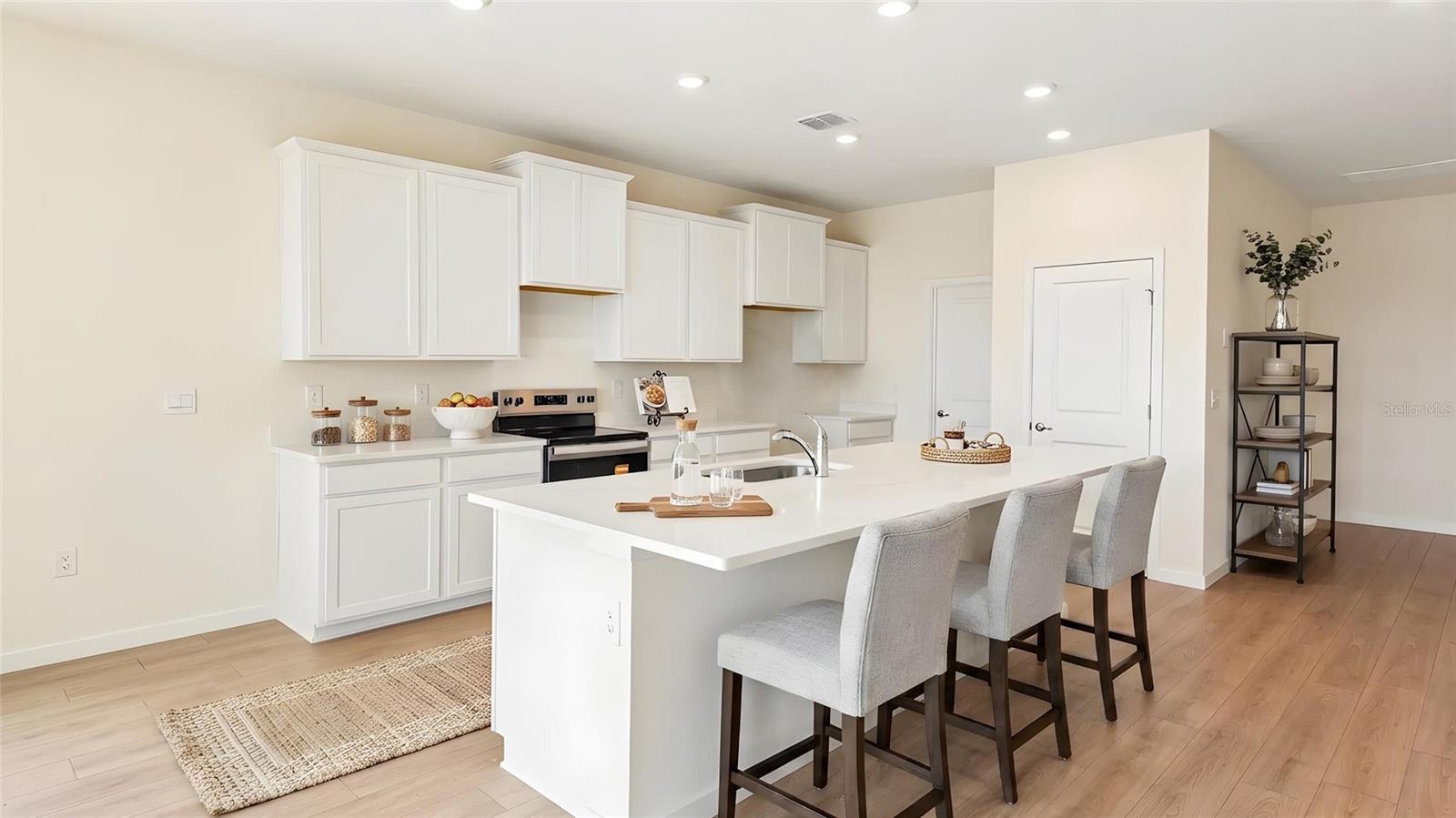 4547 NW 39TH STREET ROAD