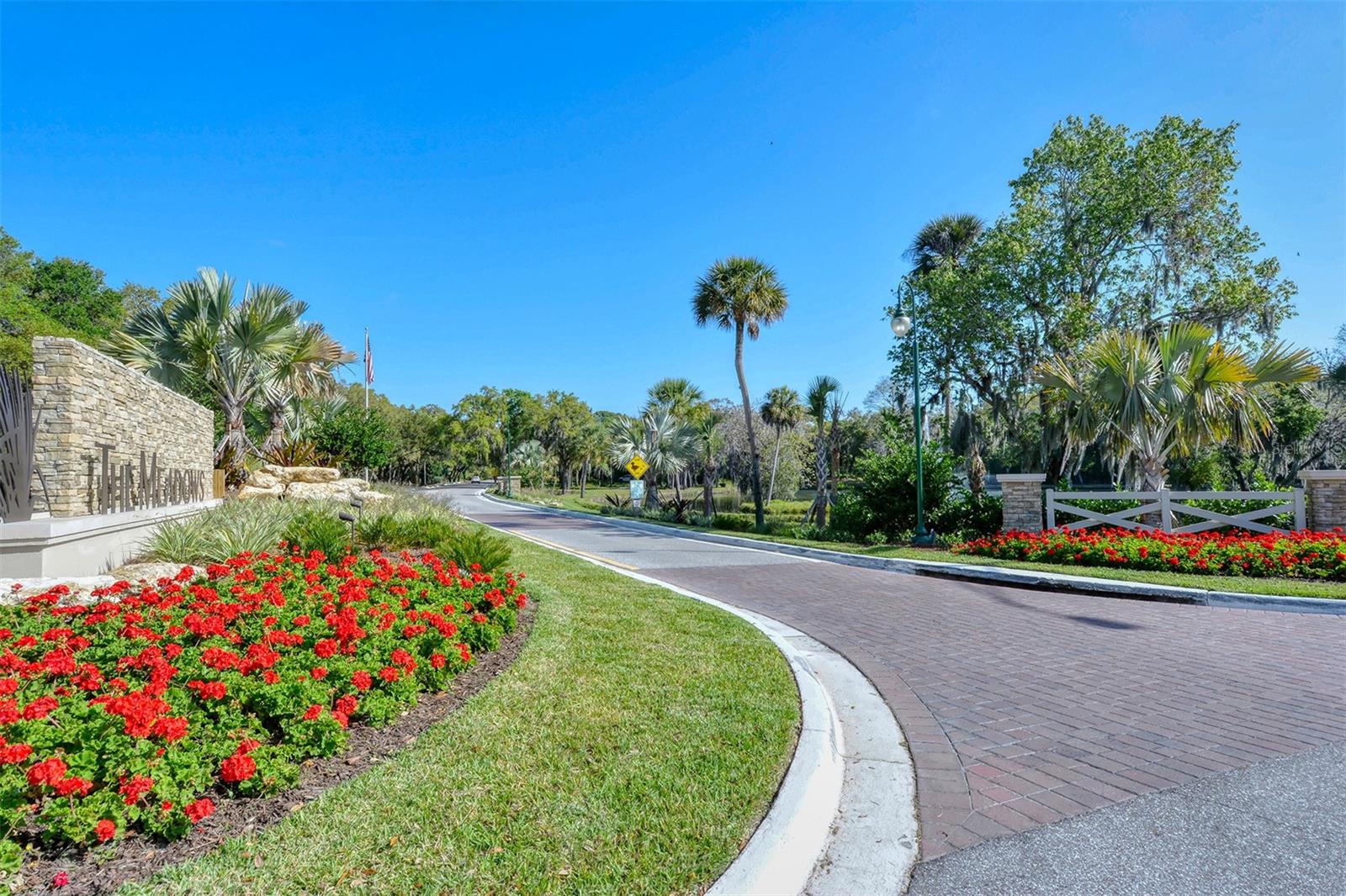 WILLOW LINKS - Residential Lease