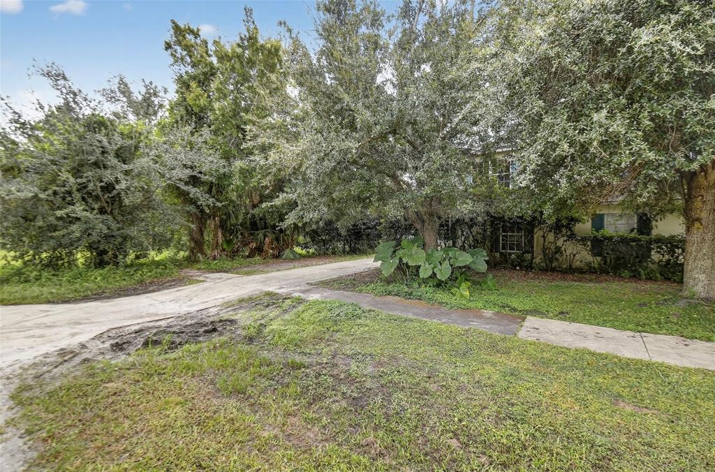 Photo of 1201 W 6th Street, Sanford, FL 32771 (MLS # O6355863)
