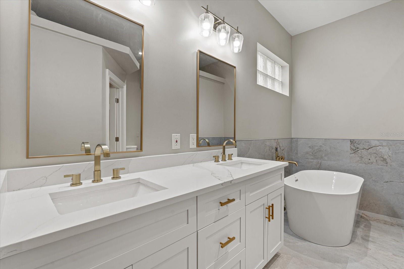 RIVERWALK VILLAGE CYPRESS BANKS SP H 1&2 - Residential
