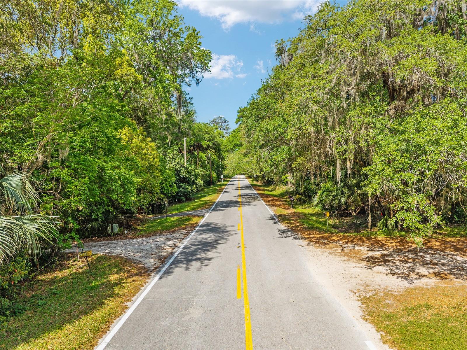 227 SE TUSCAWILLA ROAD