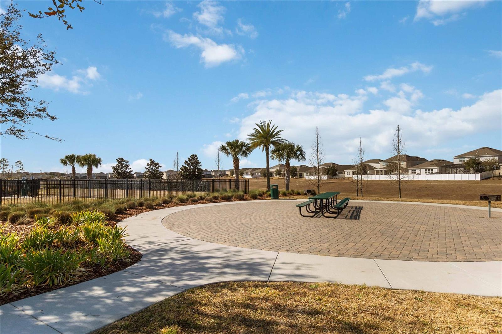 MAGNOLIA AT WESTSIDE - Residential