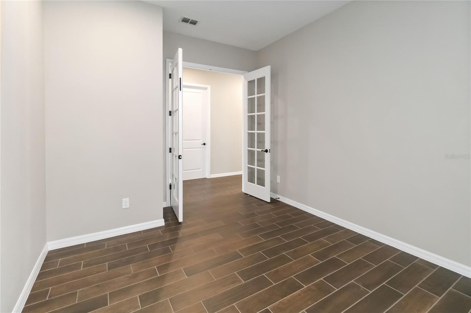 MAGNOLIA AT WESTSIDE - Residential