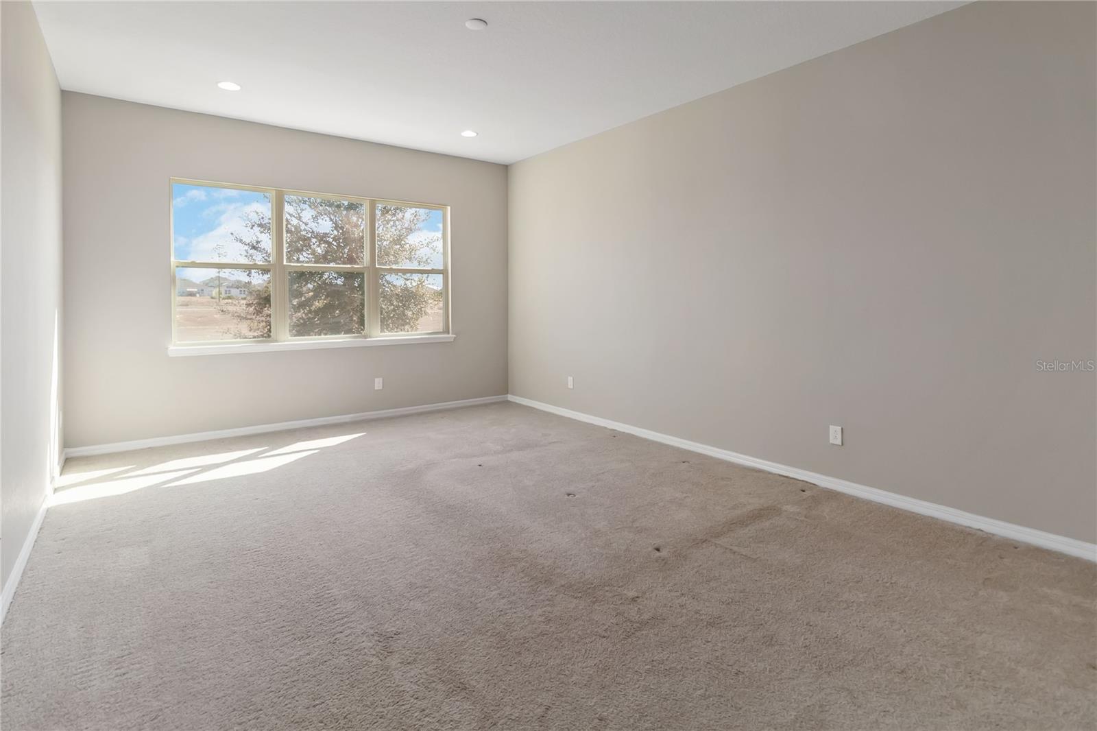 MAGNOLIA AT WESTSIDE - Residential