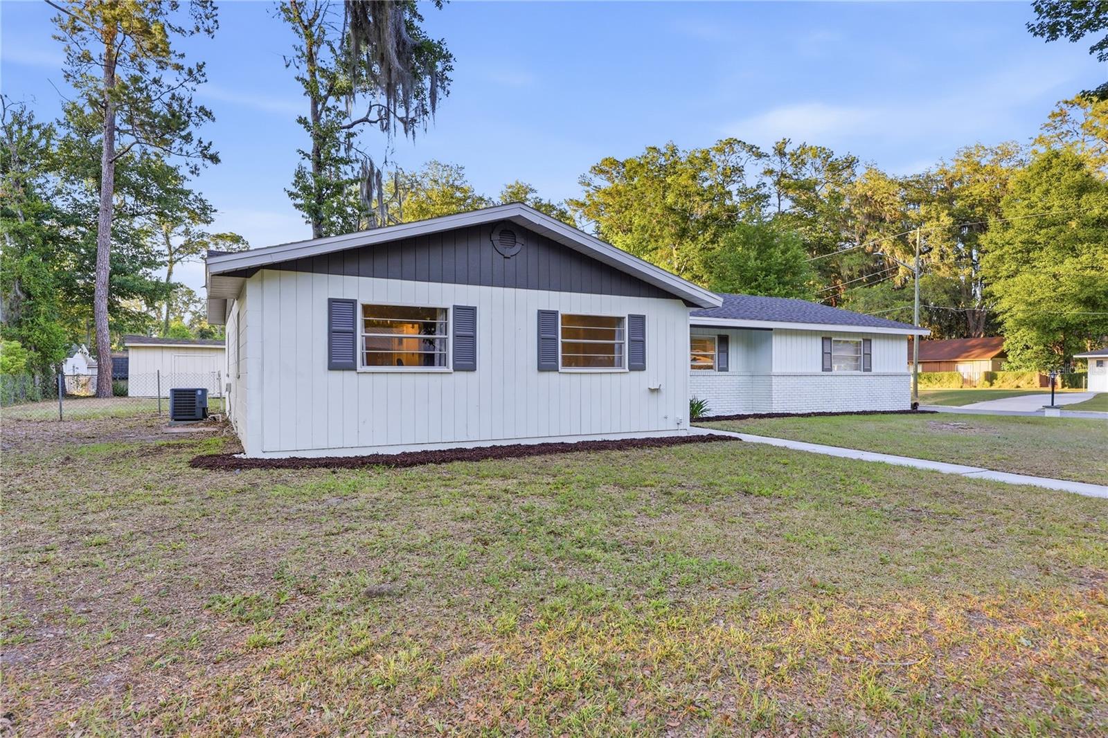 NORTHWOOD - Residential