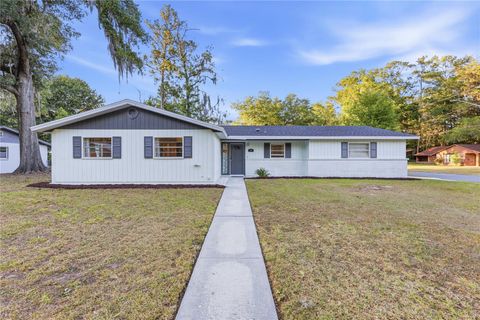 Photo of 3126 NW 46th Place, Gainesville, FL 32605 (MLS # GC540198)