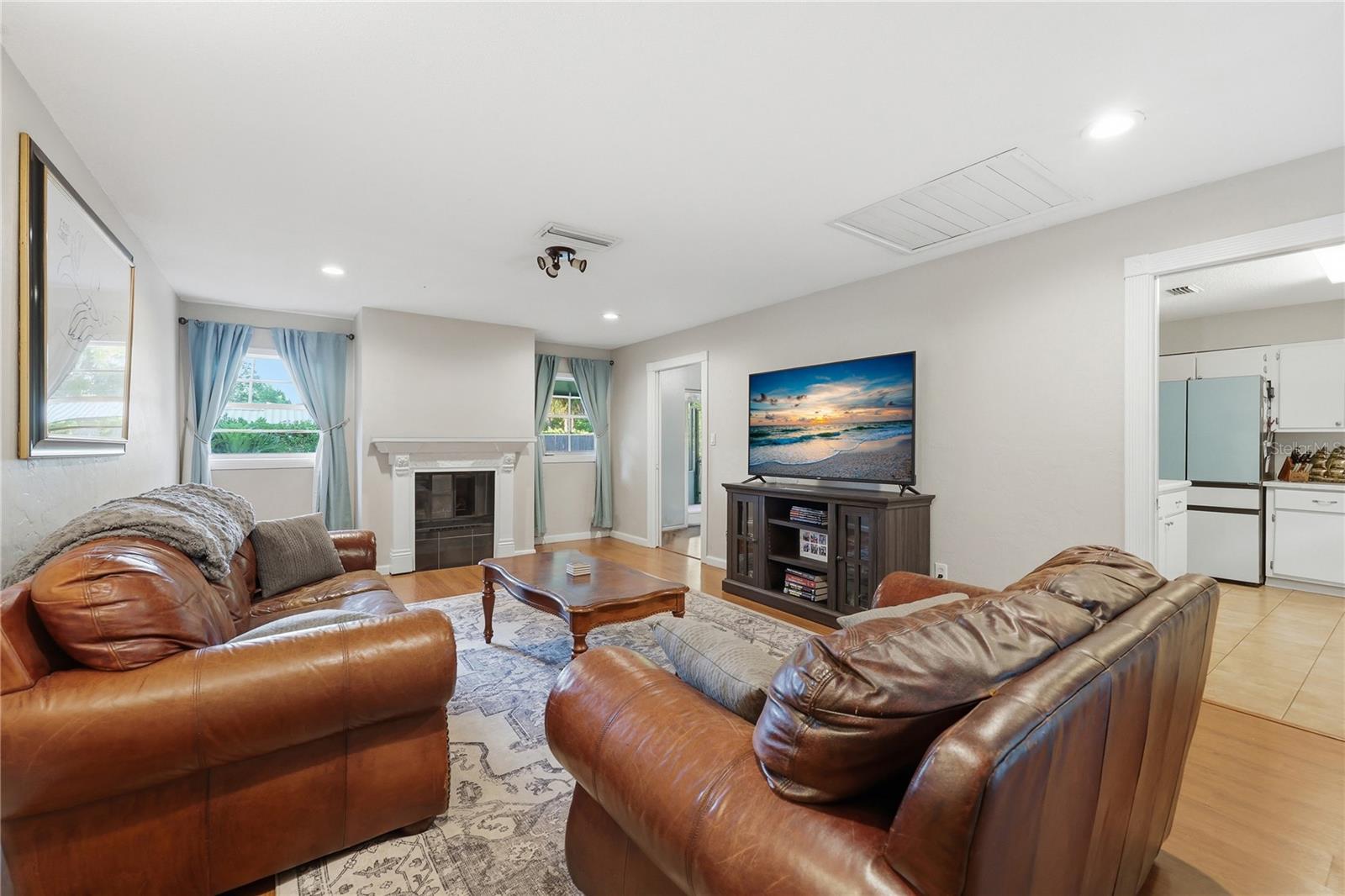 NORTHWOOD - Residential