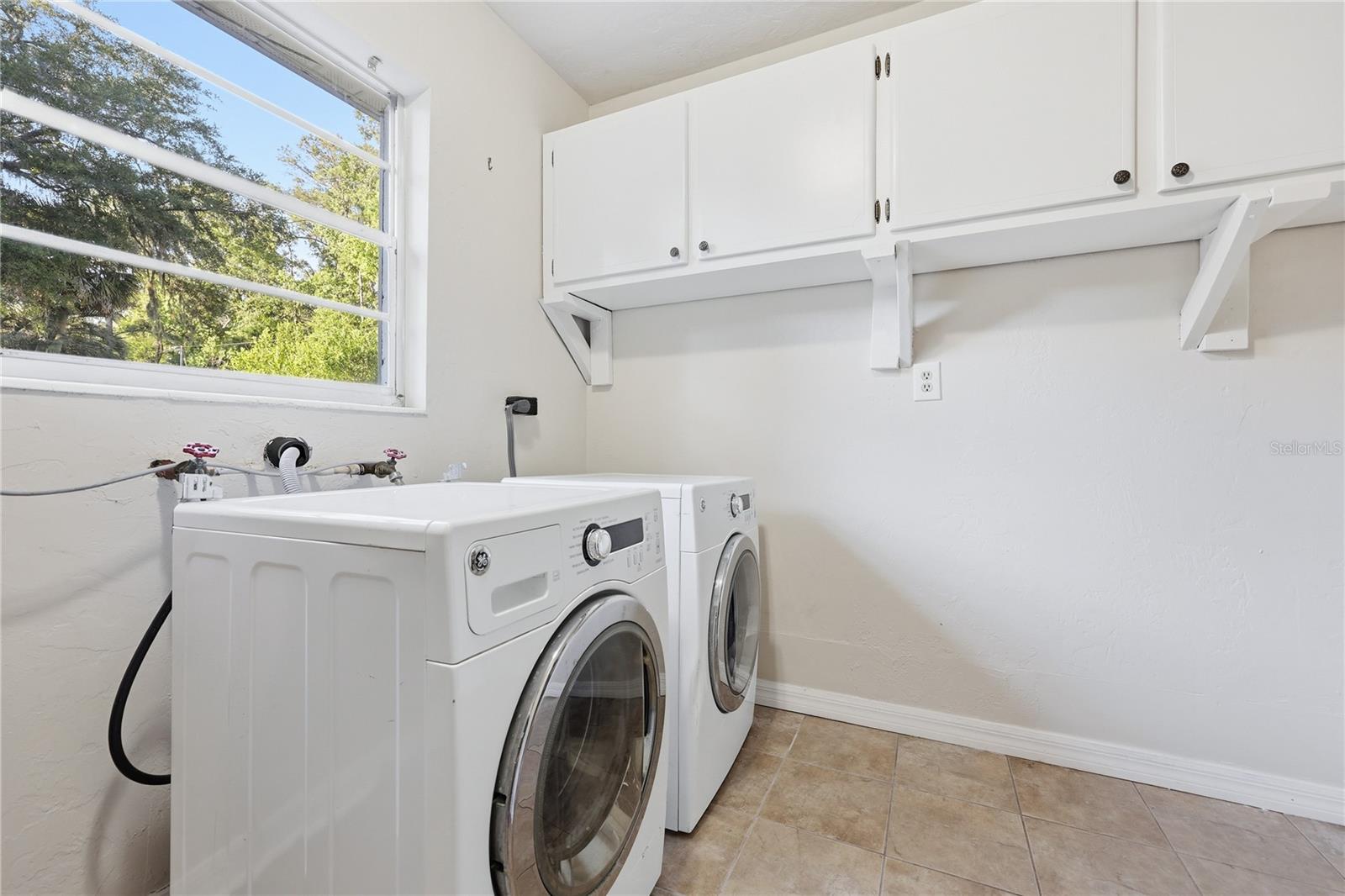 NORTHWOOD - Residential