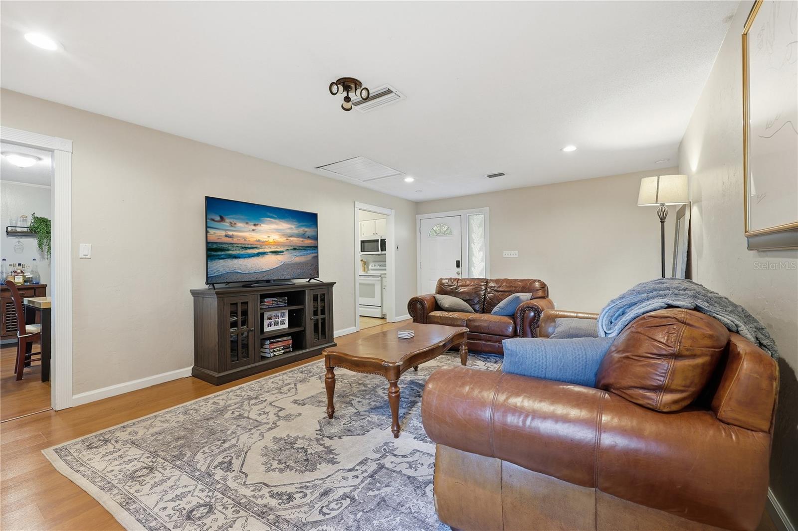 NORTHWOOD - Residential