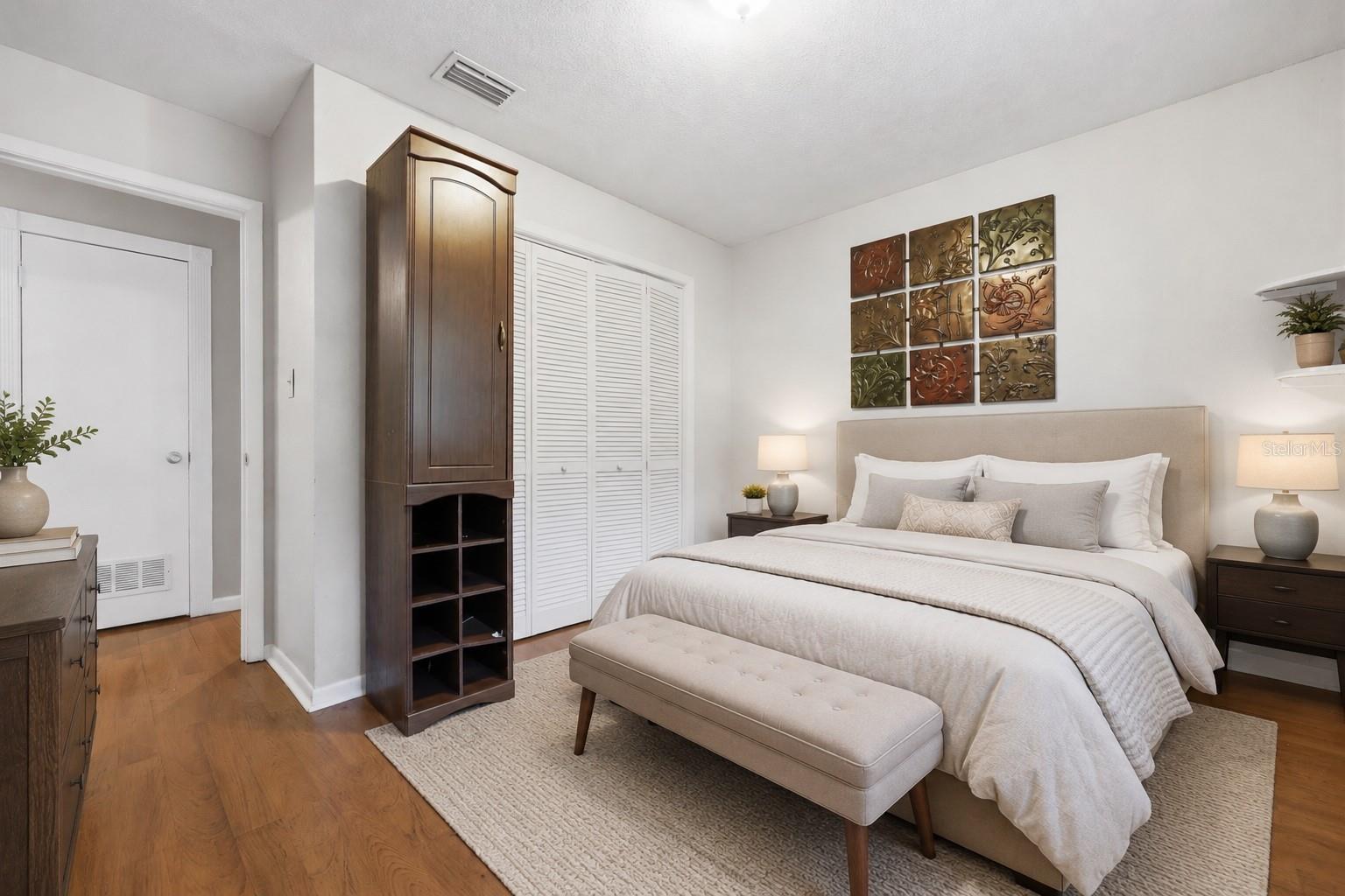 NORTHWOOD - Residential