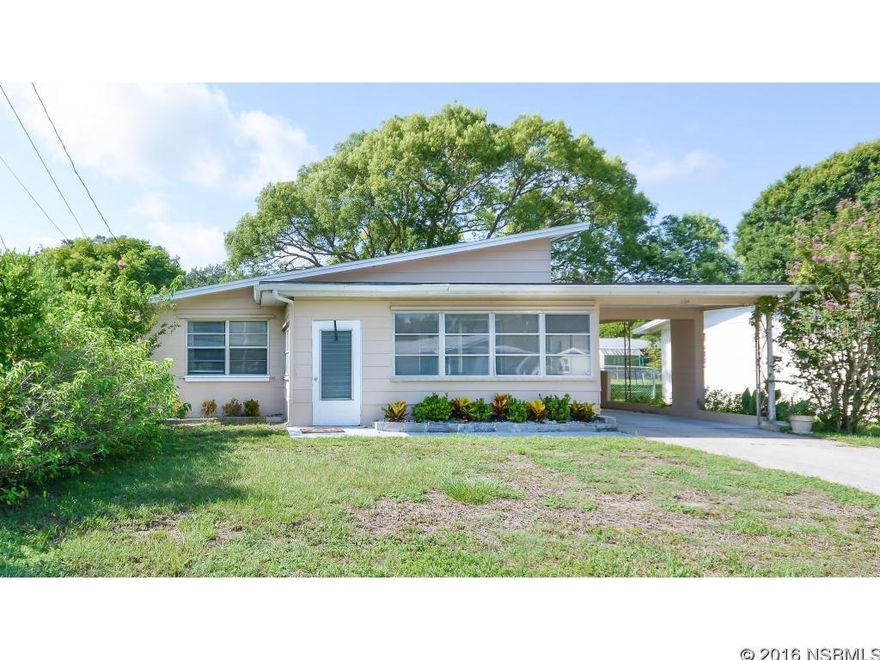 Very well maintained home that has had several recent updates including new AC, complete kitchen remodel, new paint and floors in 2015. Spacious bedrooms, open kitchen, dining, living room floor plan and also includes a Florida room. The convenient carport has a separate laundry room too. Plus, the fenced in oversized backyard has a very large storage shed workshop. This is a wonderful home at a very affordable price point so it won't last long. Schedule your showing today! ;Water: City