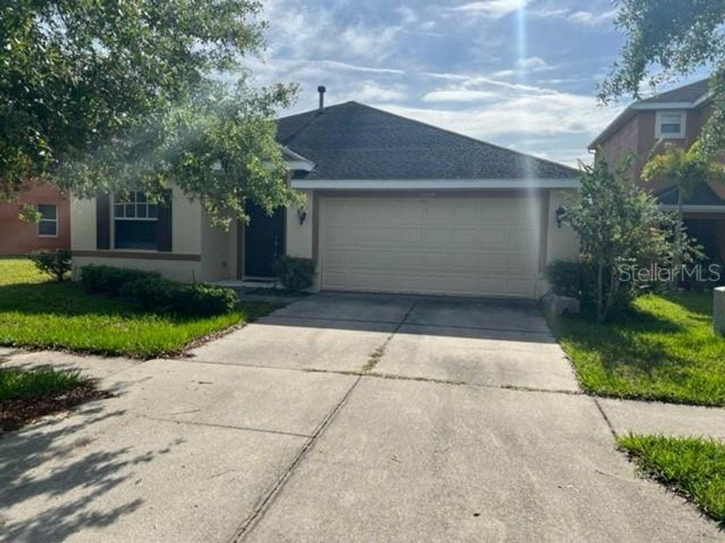 Photo of 20119 Nob Oak Avenue, Tampa, FL 33647 (MLS # W7881911)