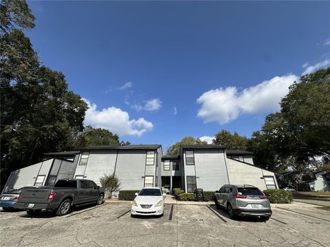 Photo of 4449 SW 21st Lane, Gainesville, FL 32607 (MLS # GC535641)