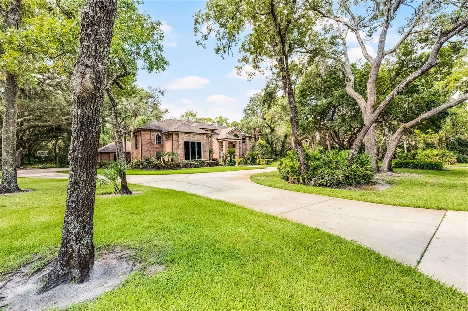 1717 FOUNTAINHEAD DRIVE