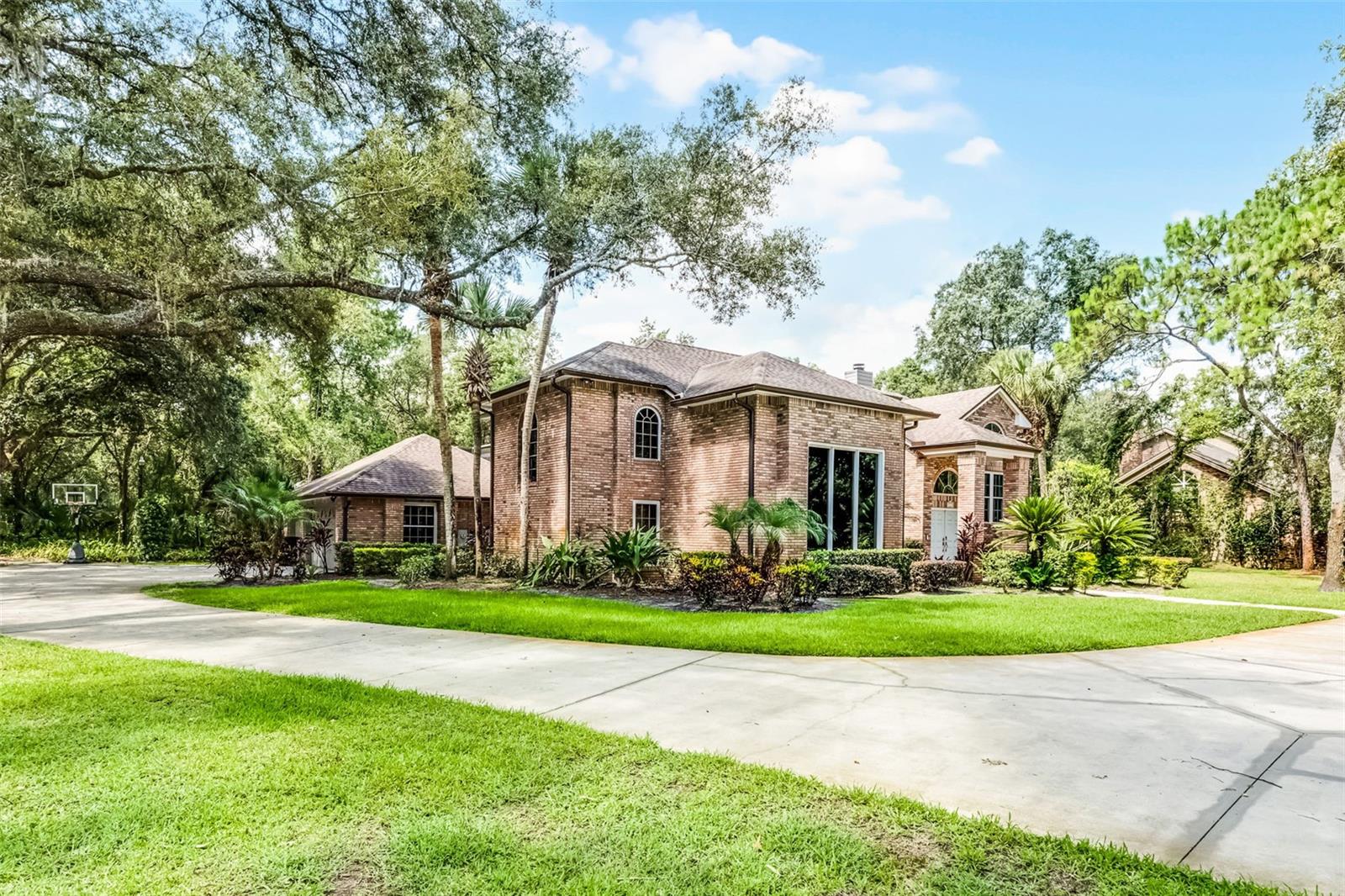 1717 FOUNTAINHEAD DRIVE