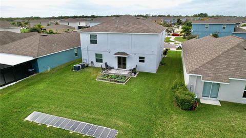 A home in WIMAUMA