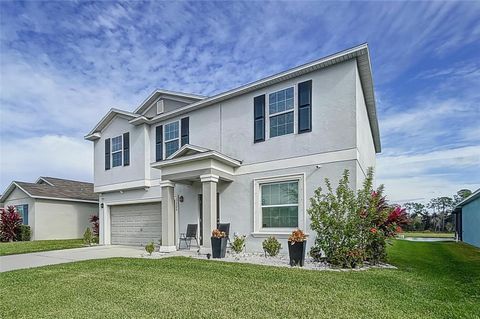 A home in WIMAUMA