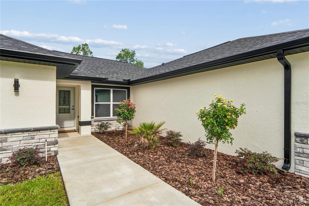 Photo of 15093 Gonzo Road, Weeki Wachee, FL 34614 (MLS # W7888308)