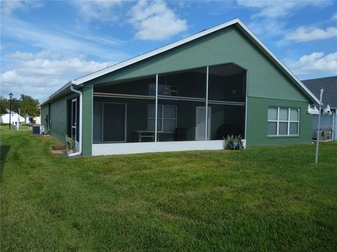 A home in LAKELAND