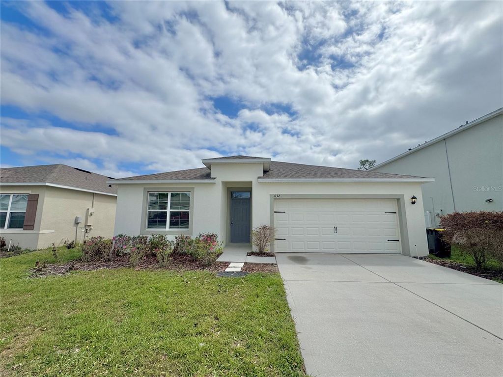 Photo of 632 Autumn Stream Drive, Auburndale, FL 33823 (MLS # P4938185)