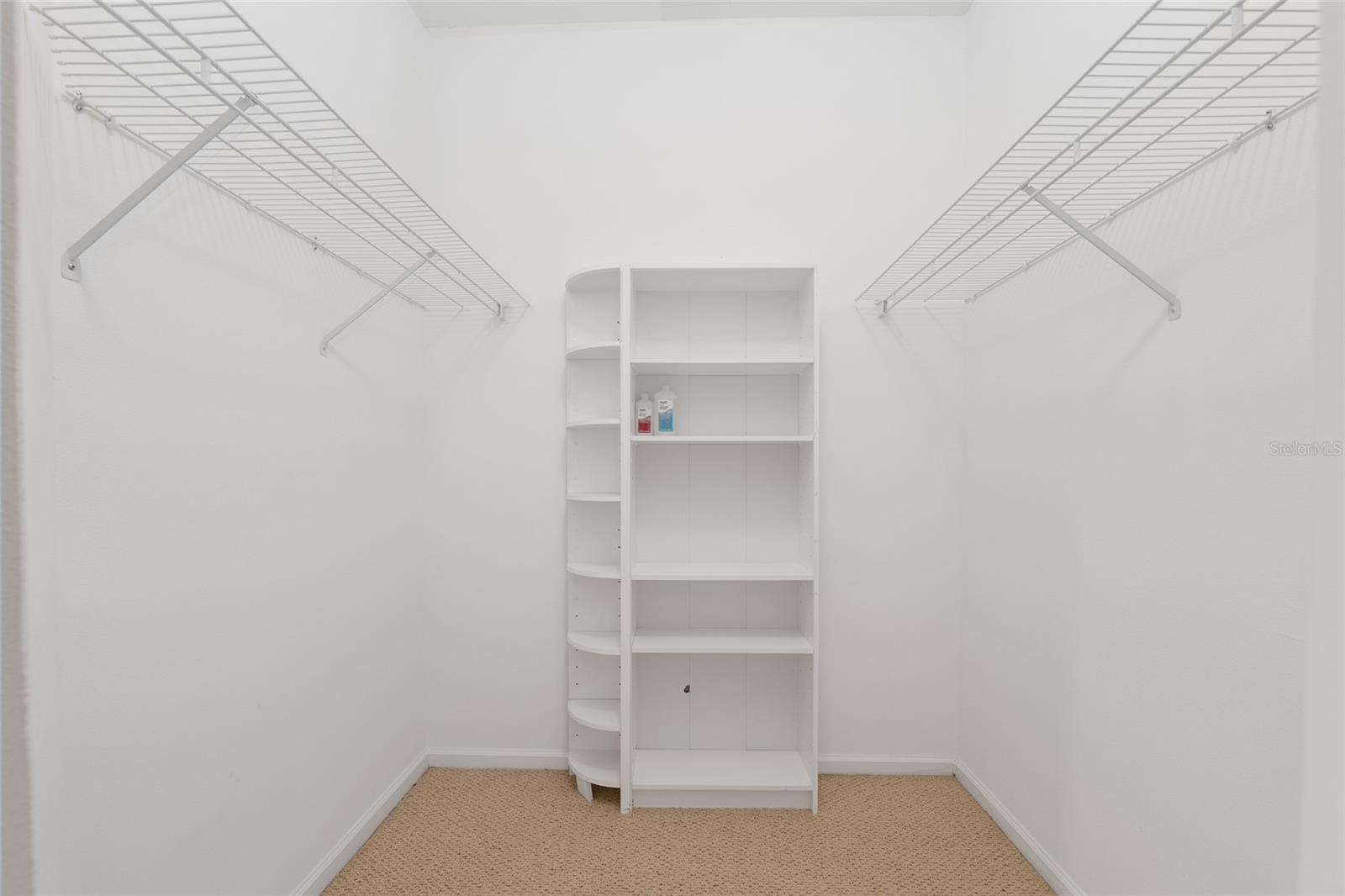 OCALA PALMS UN 07 - Residential Lease