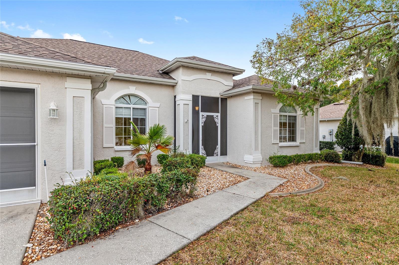 OCALA PALMS UN 07 - Residential Lease