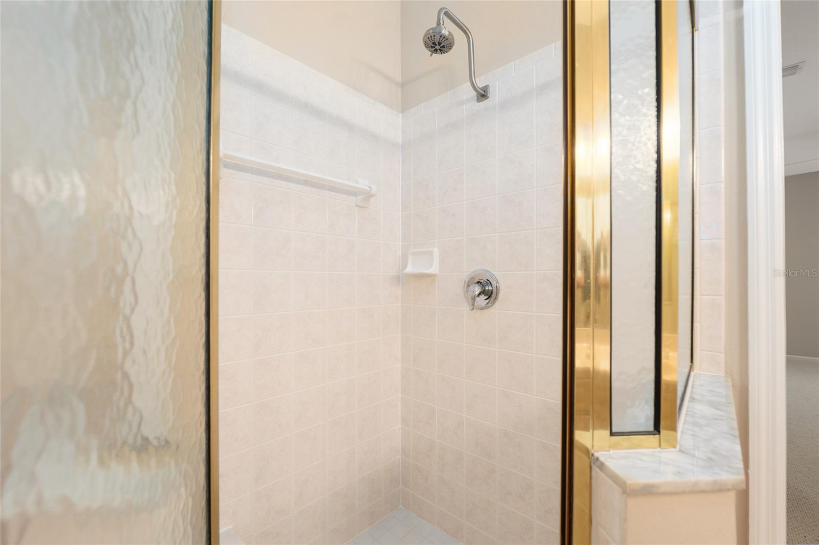 OCALA PALMS UN 07 - Residential Lease