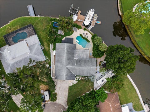 Photo of 4785 Butterfly Place NE, St Petersburg, FL 33703 (MLS # TB8555027)