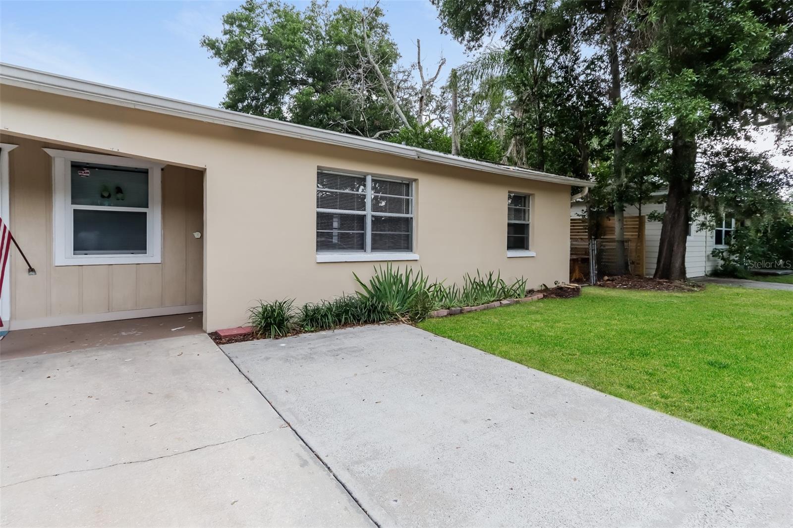KNIGHTS ACRES - Residential Lease