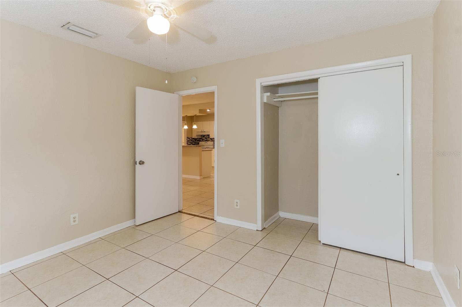 KNIGHTS ACRES - Residential Lease