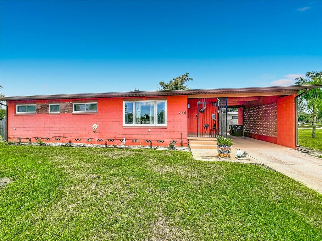 Photo of 716 S Oxalis Avenue, Orlando, FL 32807 (MLS # O6415855)