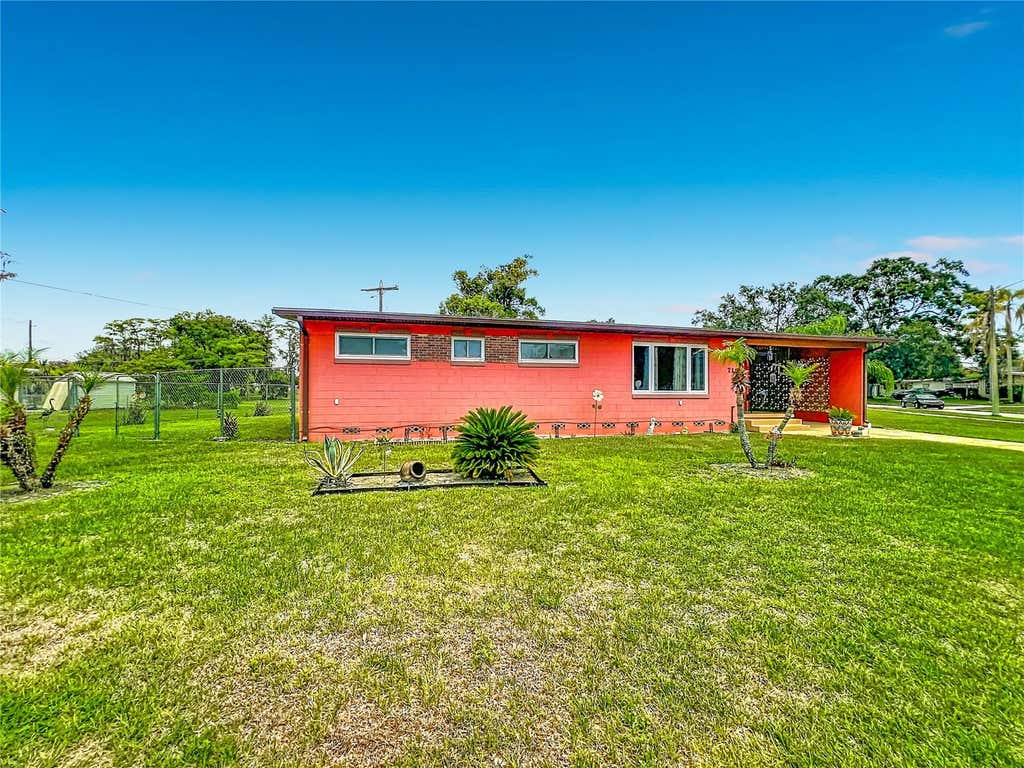 Photo of 716 S Oxalis Avenue, Orlando, FL 32807 (MLS # O6415855)