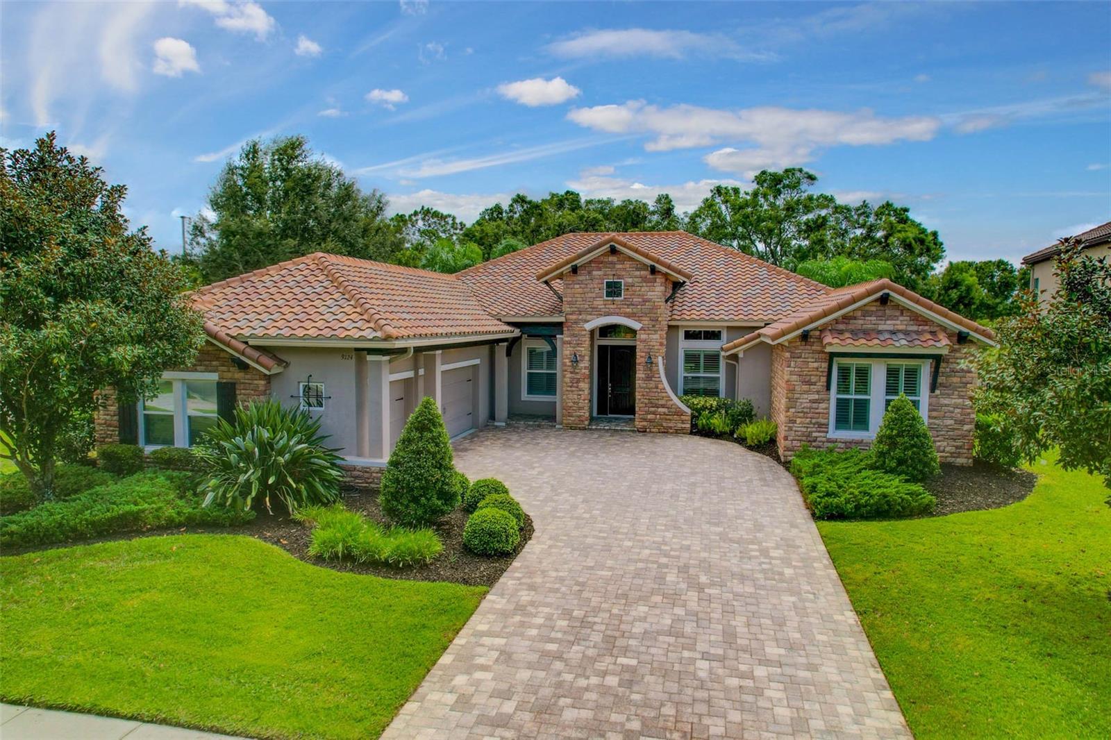 OLD MEMORIAL SUB PHASE 2 LOT 52 - Residential