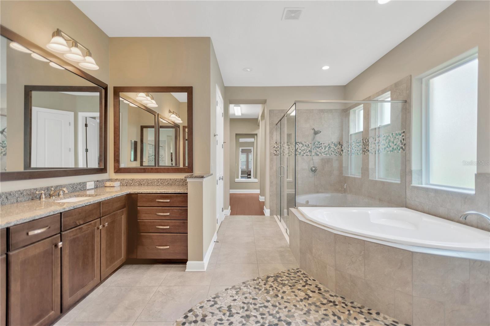OLD MEMORIAL SUB PHASE 2 LOT 52 - Residential