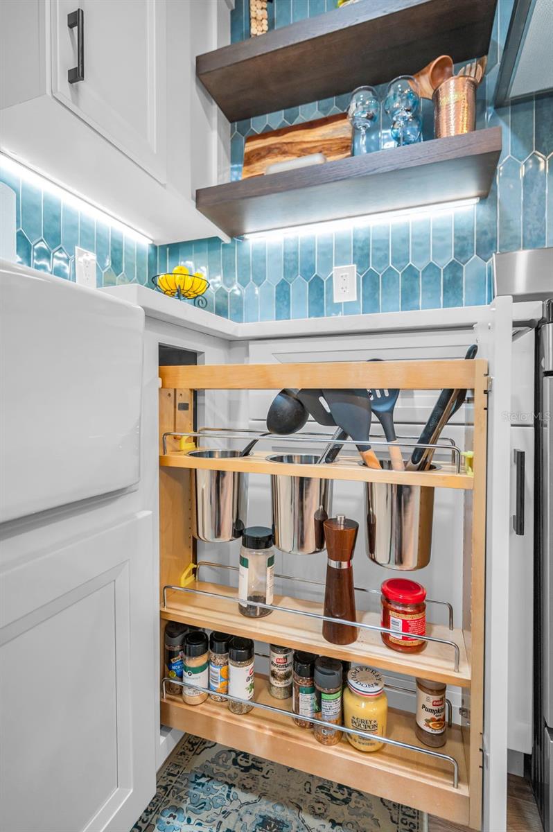 COUNTRYSIDE WOODS - Residential