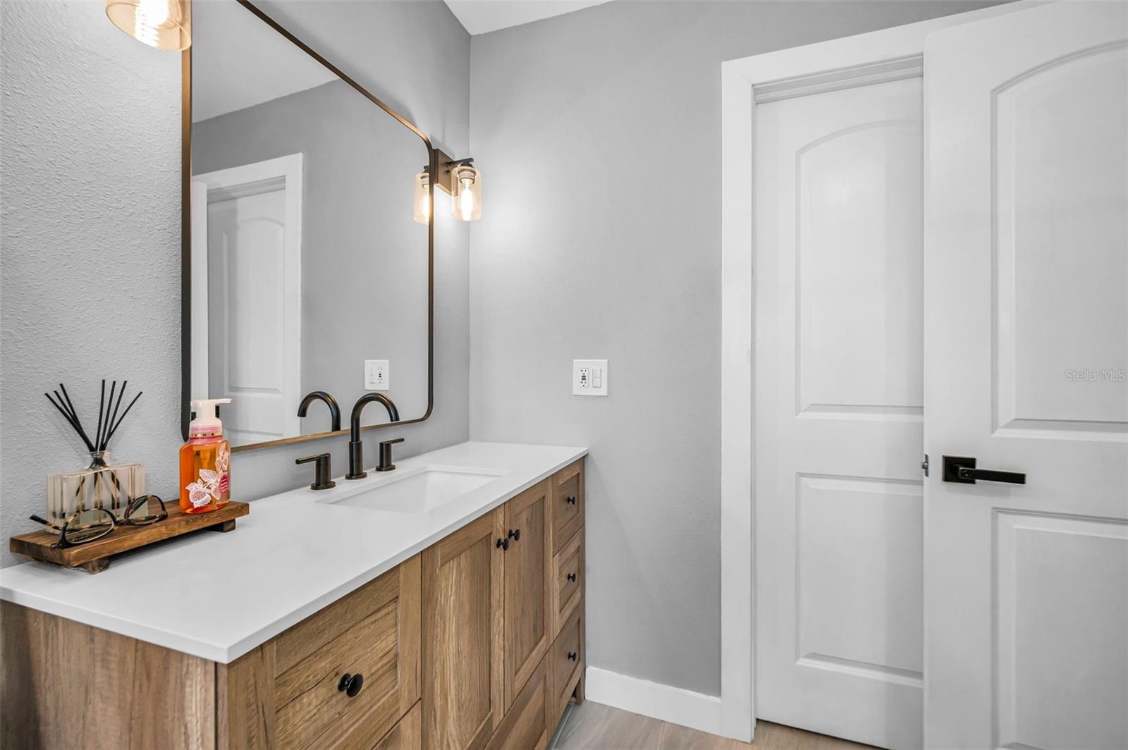 COUNTRYSIDE WOODS - Residential