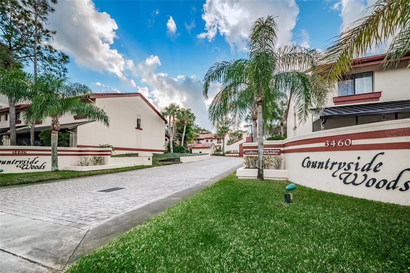 COUNTRYSIDE WOODS - Residential