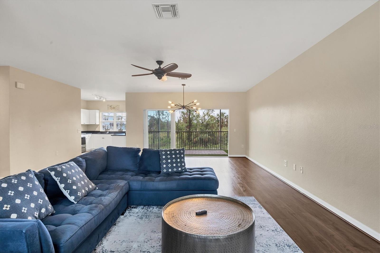 TOWNHOUSES/CAPE HAZE - Residential