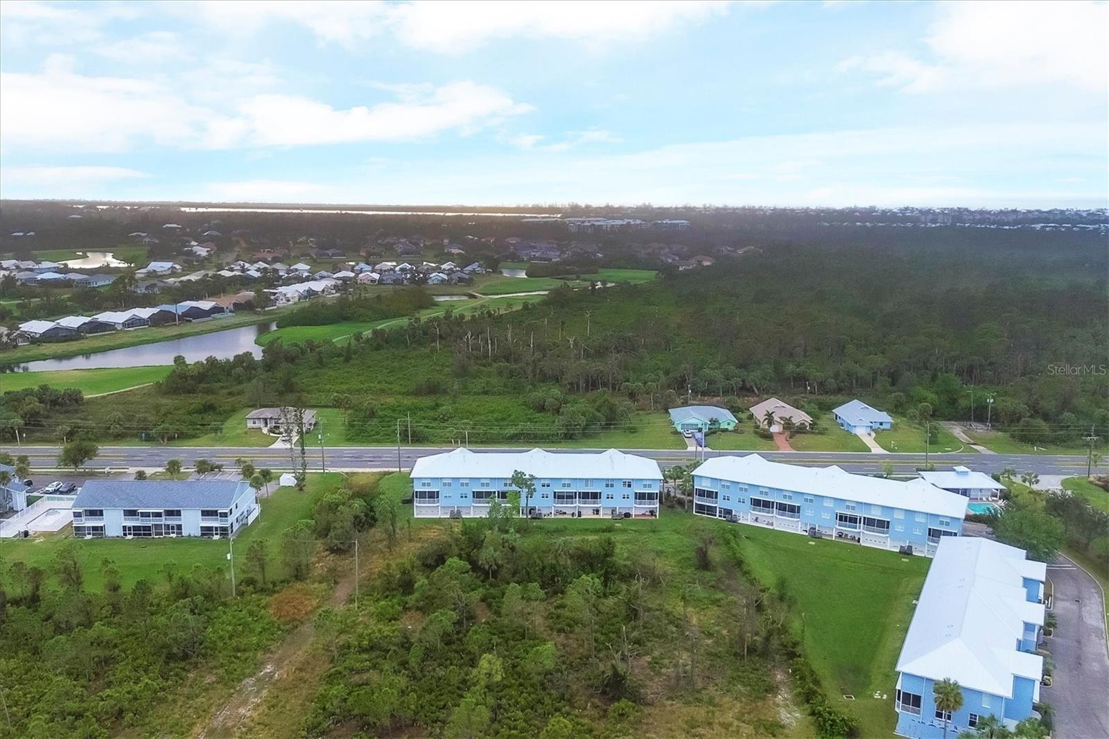 TOWNHOUSES/CAPE HAZE - Residential