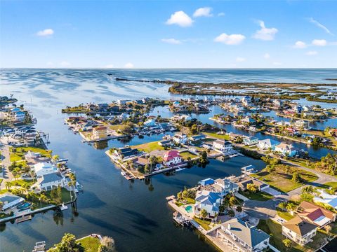 A home in HERNANDO BEACH